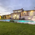 Vela By Interhome
