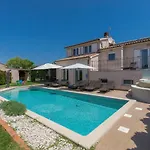 Vela By Interhome *
