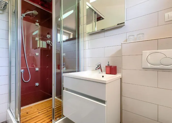 Vela By Interhome Vikendica