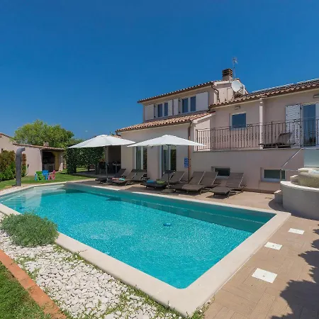 Vela By Interhome *
