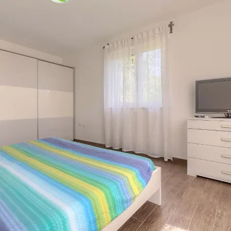 Vela By Interhome *